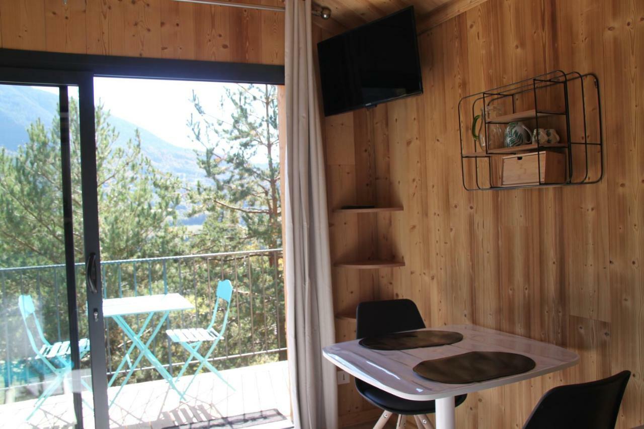 Clos Shambhala-Chalet D'Hotes Saint-Jean-Saint-Nicolas المظهر الخارجي الصورة
